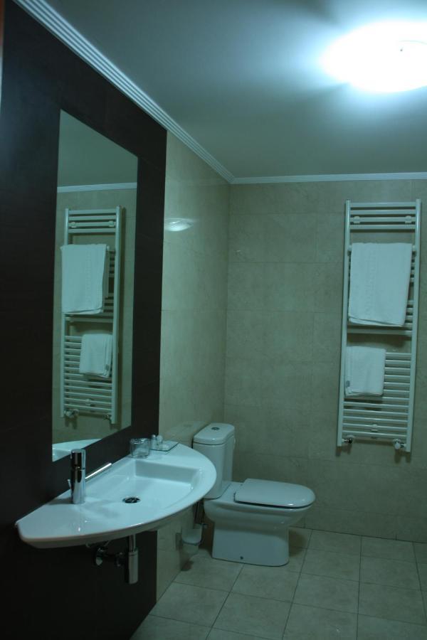Hotel Tremazal Guardo Luaran gambar