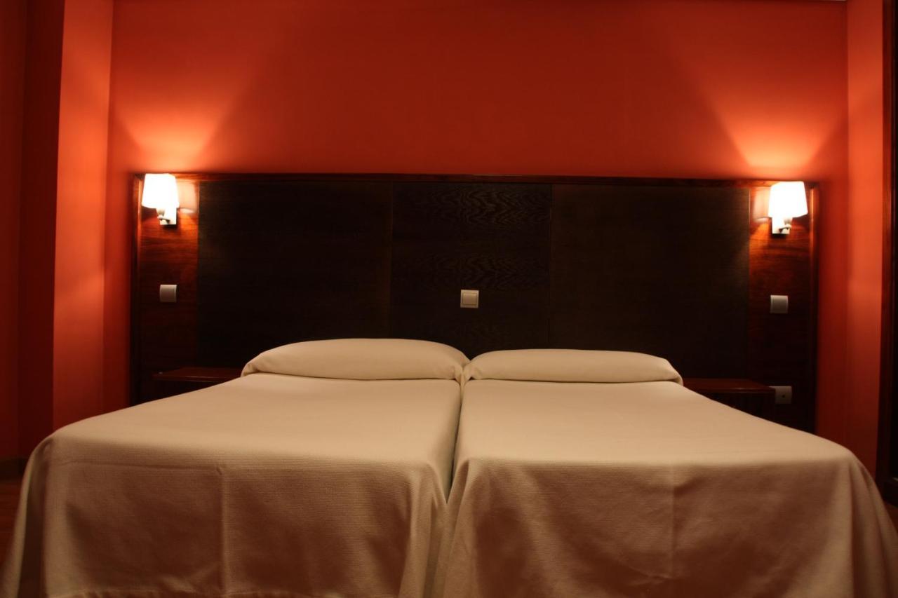 Hotel Tremazal Guardo Luaran gambar