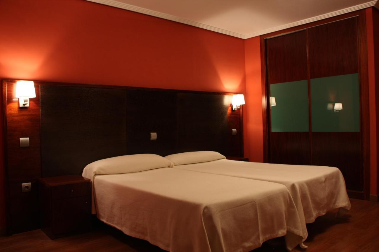 Hotel Tremazal Guardo Luaran gambar